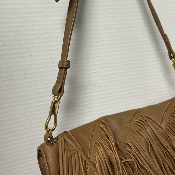 Elizabeth and James Fringe 100% Leather Crossbody Tan Camel Purse Bobo Artsy - Picture 3 of 7
